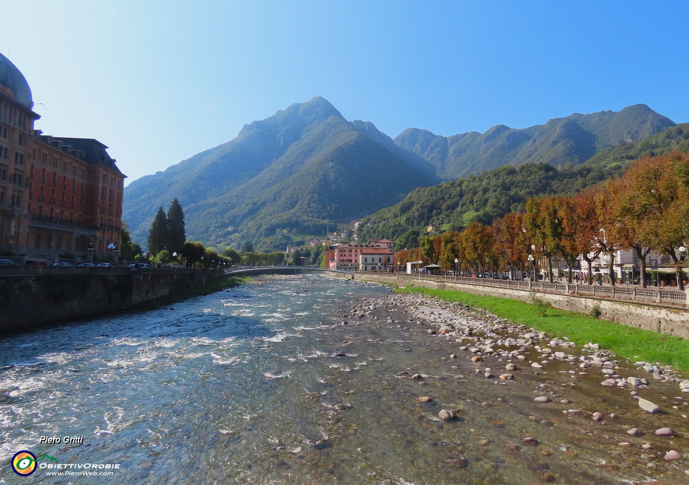 40 Dal Ponte Umberto 1° Grand Hotel, Monte Zucco e Viale Papa Giovanni.JPG
